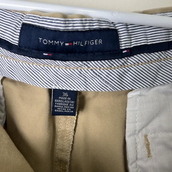 Tommy Hilfiger Tan Khaki Shorts Size 36 - Picture 5 of 5